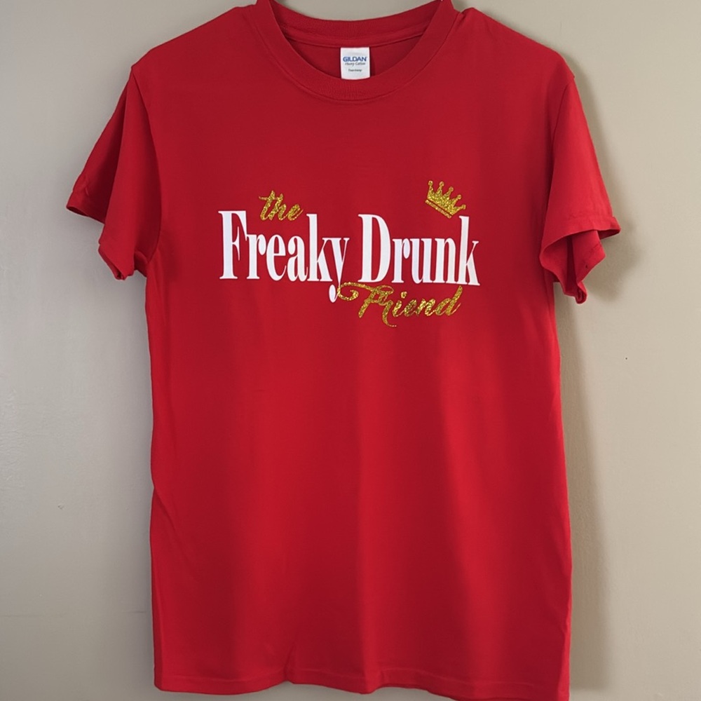 Red Graphic T-Shirt The Freaky Drunk Friend with Gold Accents Women's Size S